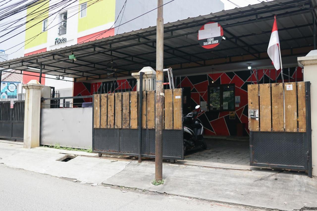 Cosmo Tanjung Duren Mitra Reddoorz Jakarta Exterior photo